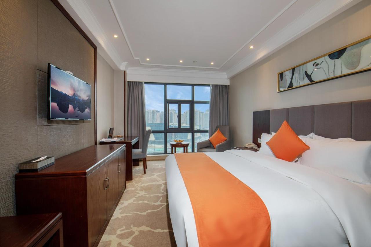Huzhou Wealth Hotel Exterior photo