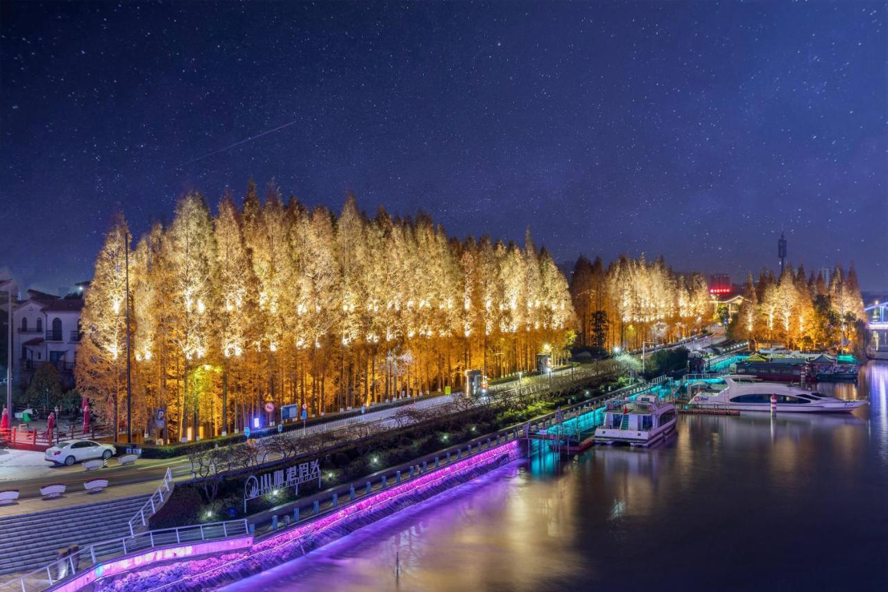 Huzhou Wealth Hotel Exterior photo