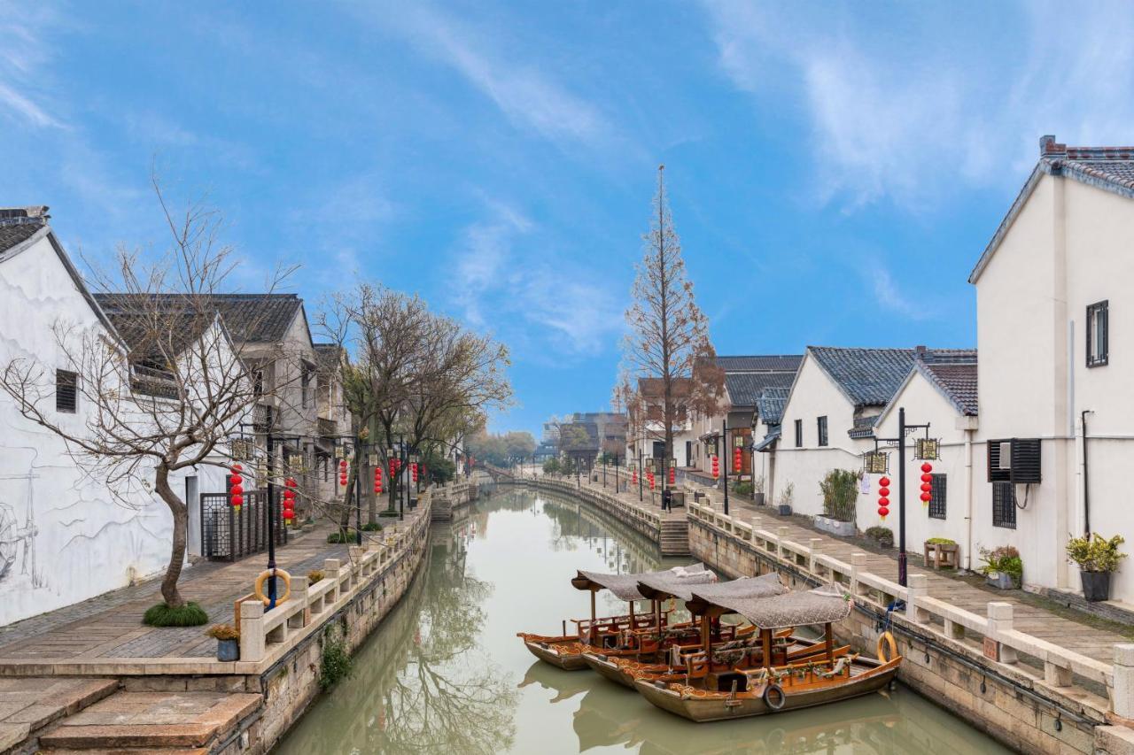 Huzhou Wealth Hotel Exterior photo